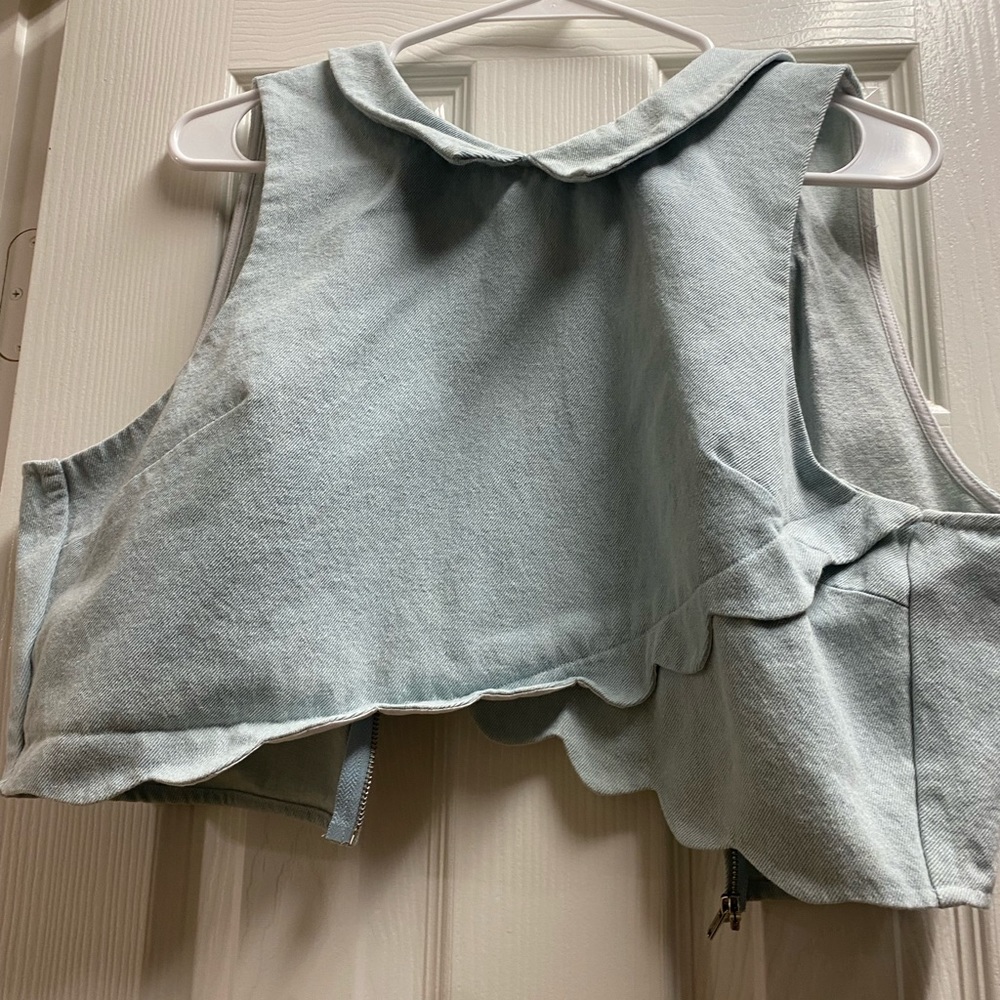 BC/BG crop top
